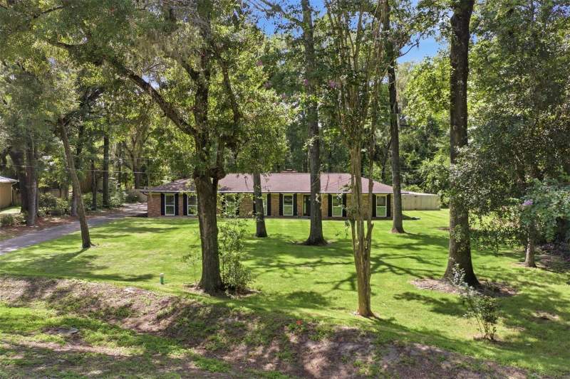 226 SW 80TH BOULEVARD home for sale in Sunningdale