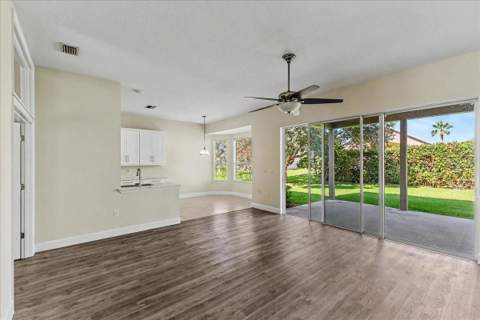 1765 Creekwater Boulevard, Port Orange FL - photo 10 of 39