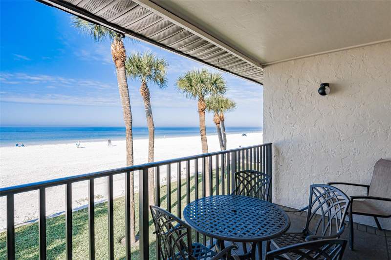 2 bedroom Condominium at 60 Gulf Boulevard #203, Happy Fiddler Condo The, Indian Rocks Beach — photo 5