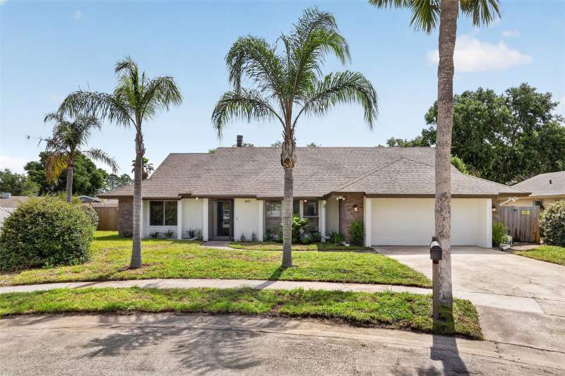 Carolyn EstatesHomes for Sale in Winter Park, FL