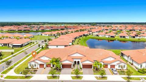 17255 Holly Well Avenue, Wimauma FL - photo 6 of 63