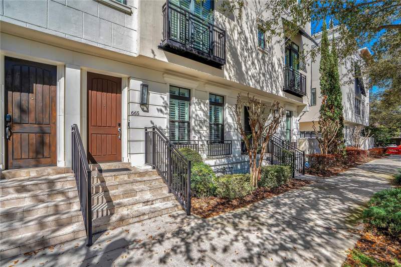 3 bedroom Townhouse at 665 Jackson Street, Brownstones Of Thorton Park, Orlando — photo 3