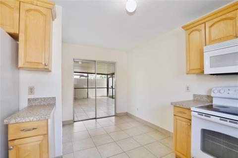 2067 Paprika Drive, Orlando FL - photo 11 of 27