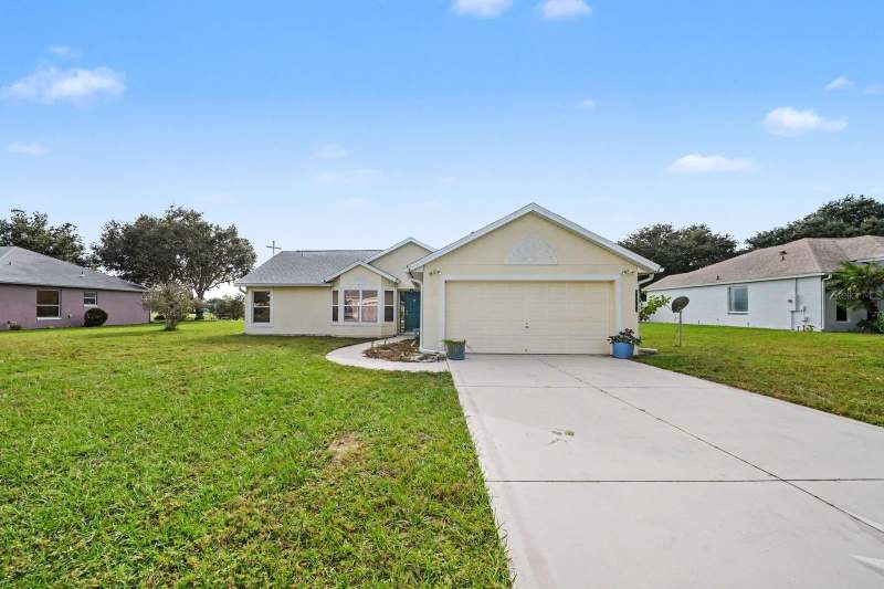 3 bedroom Single Family Residence at 13354 Biscayne Drive, Biscayne Heights, Grand Island — photo 2