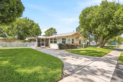 6052 Nebraska Avenue, New Port Richey FL - photo 6 of 63