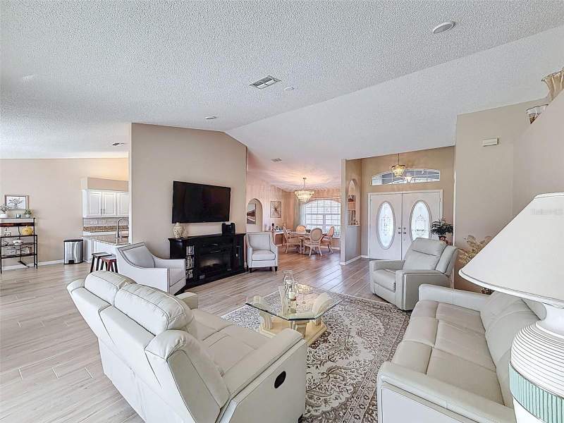 3 bedroom Single Family Residence at 9428 Apple Dumpling Court, Glen Lakes Ph 1, Weeki Wachee — photo 5