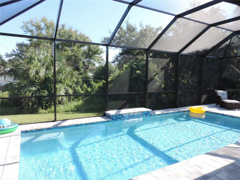 3 bedroom Single Family Residence at 5070 Layton Drive, Ventura Village, Venice — photo 3
