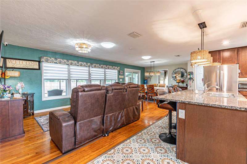 4 bedroom Single Family Residence at 5233 Hill Drive, Zephyrhills Colony Co, Zephyrhills — photo 4