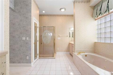 2122 Platinum Drive, Sun City Center FL - photo 24 of 55