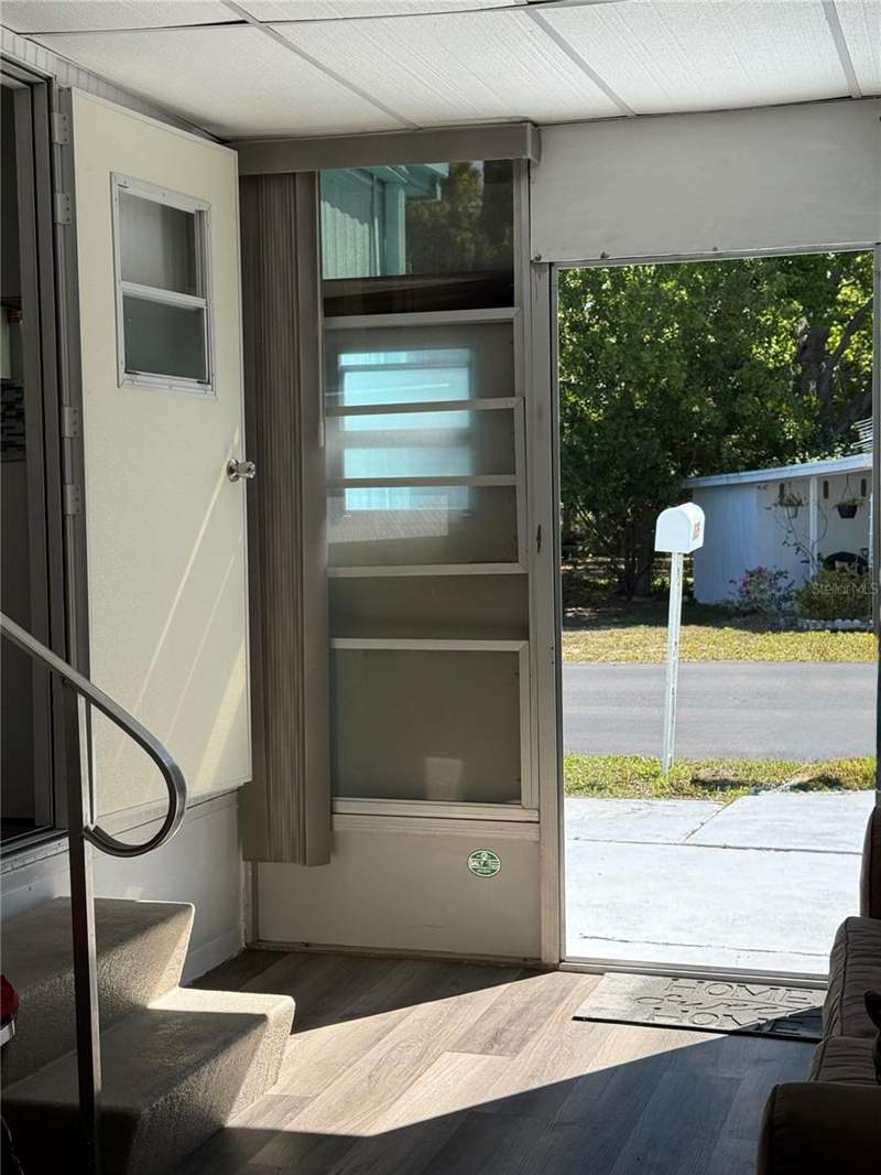 2 bedroom Mobile Home at 7803 46th Avenue #129, Melody Gardens Mobile Home Park Unrec, St Petersburg — photo 5