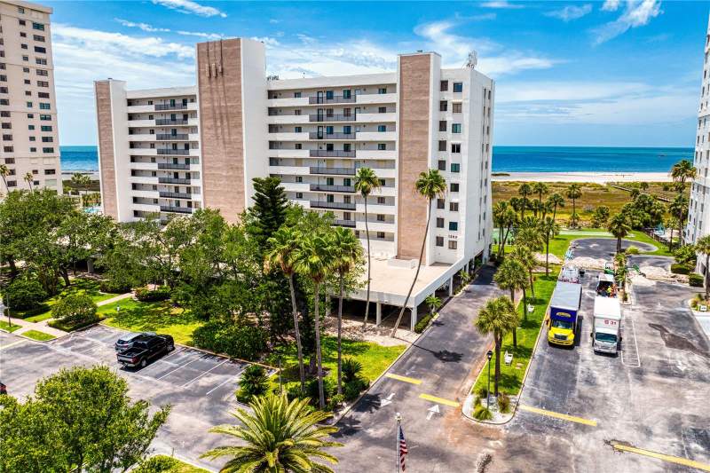 2 bedroom Condominium at 1250 Gulf Boulevard #302, Landmark Towers 2, Clearwater Beach — photo 2