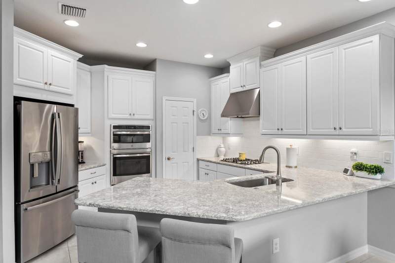 4 bedroom Single Family Residence at 8524 Arabella Lane, Arabella Cove, Seminole — photo 3