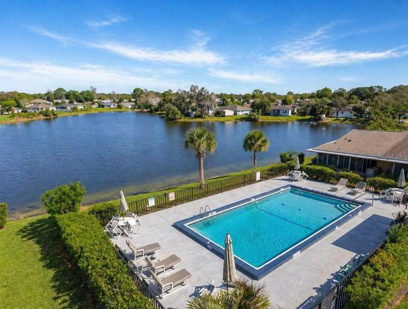 2 bedroom Villa at 67 E COUNTRY COVE WAY, COUNTRY COVE VILLAS, KISSIMMEE — photo 2