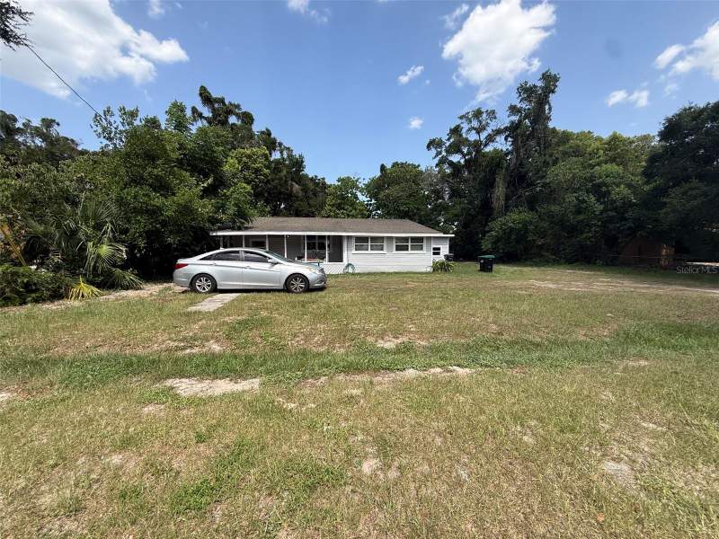 1121 ROBINSON AVENUE home for sale in Clarksville