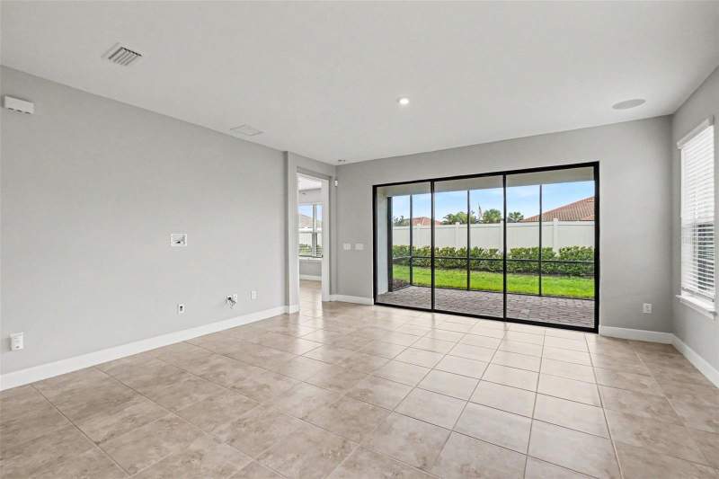 2 bedroom Villa at 10930 Wendover Drive, Artisan Lakes Esplanade Ph IV Subph A, B,, Palmetto — photo 3