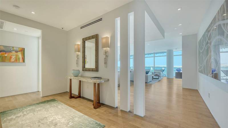 4 bedroom Condominium at 280 Golden Gate Point #600, Aqua, Sarasota — photo 5