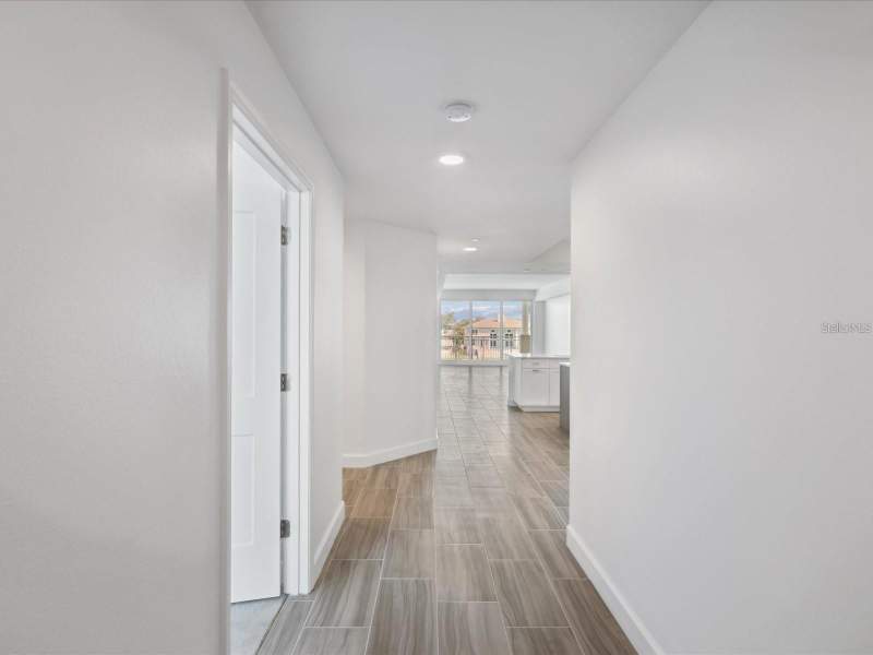 3 bedroom Condominium at 125 Island Way #304, Dolphin Harbour Condo, Clearwater Beach — photo 2