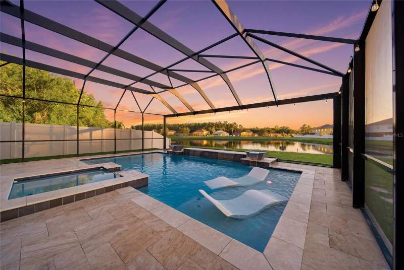 4 bedroom Single Family Residence at 18133 Bahama Bay Drive, Heritage Isles Ph 1F, Tampa — photo 2