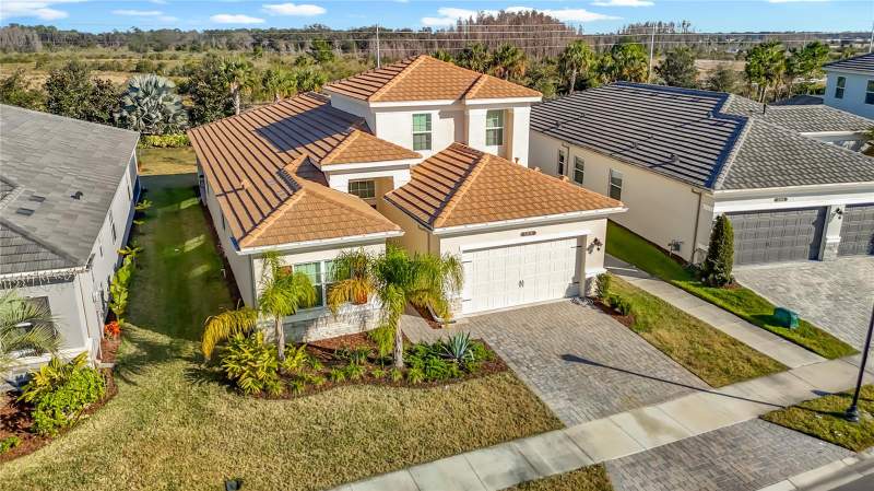 4 bedroom Single Family Residence at 32676 Tree Of Life Avenue, Winding Rdg Ph 1 & 2, Wesley Chapel — photo 5