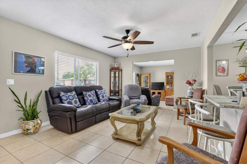 3 bedroom Single Family Residence at 3804 Janie Court, Eastwood Terrace, Orlando — photo 4