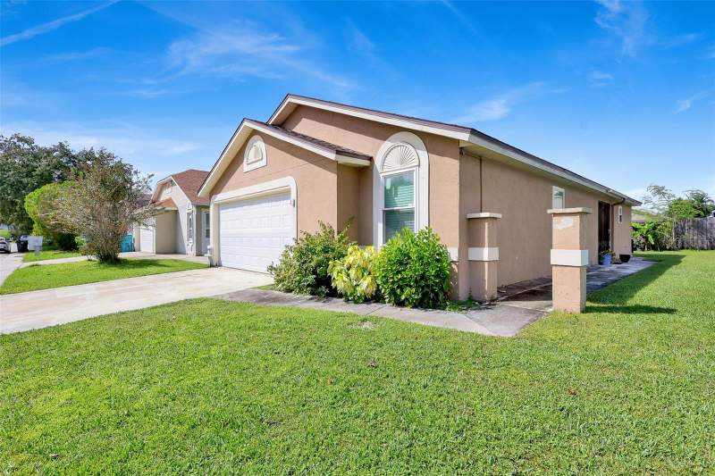 4 bedroom Single Family Residence at 5415 Timberchase Court, Timberchase Village, Orlando — photo 2
