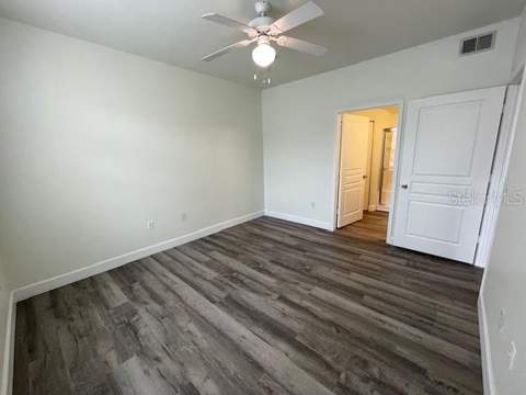 5125 Palm Springs Boulevard #11203, Tampa FL - photo 6 of 10