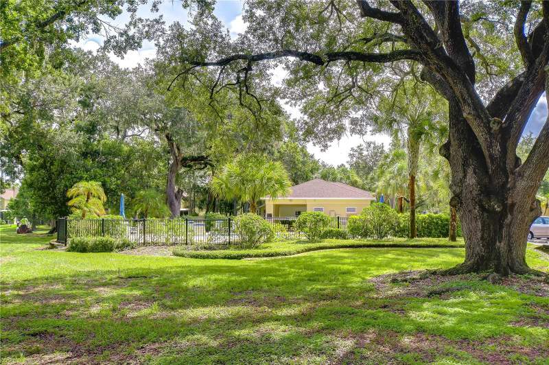 3 bedroom Townhouse at 9328 Stone River Place, River Walk, Riverview — photo 4