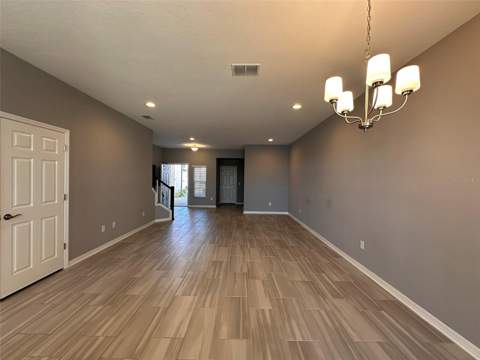 29850 Southwell Lane, Wesley Chapel FL - photo 9 of 32