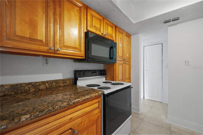 3 bedroom Condominium at 4709 S TEXAS AVENUE #4709D, MILLENNIUM PALMS, ORLANDO — photo 5