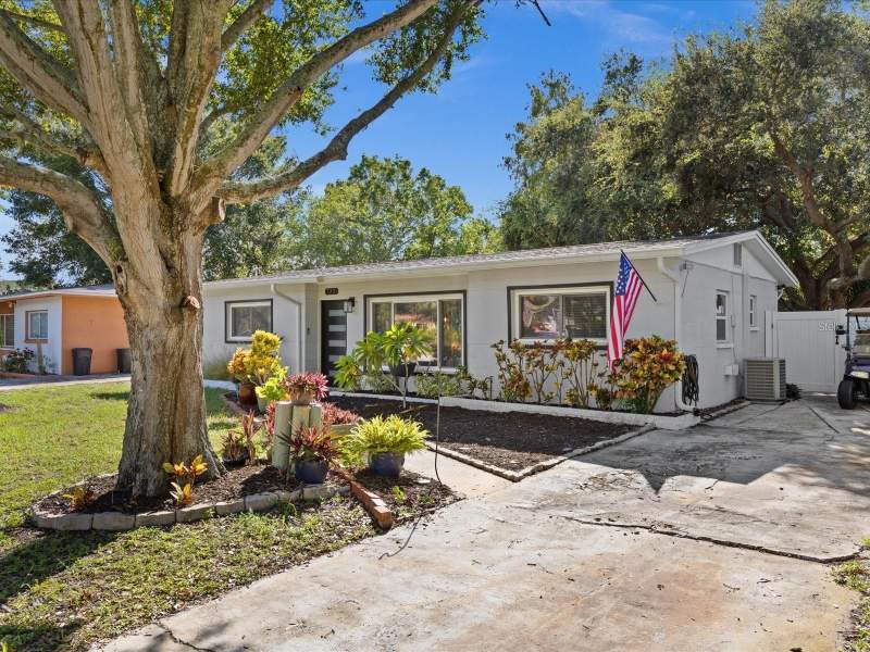 715 W BAYSHORE DRIVE home for sale in Bayshore Heights