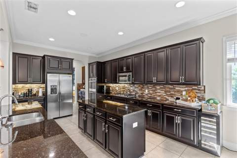 8802 Finsen Street, Orlando FL - photo 9 of 41