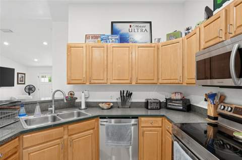 18142 Charter Avenue, Port Charlotte FL - photo 17 of 36