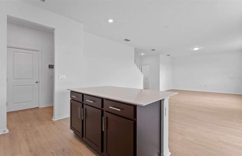 5 bedroom Single Family Residence at 1277 Lakeridge Way, Silverlake Phase 2, Lake Alfred — photo 5