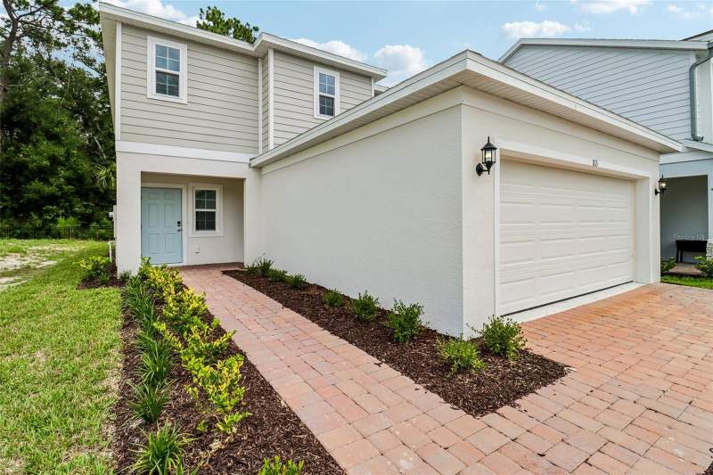 4 bedroom Single Family Residence at 1113 Majesty Palm Circle, Beresford Woods Ph 2, Deland — photo 2
