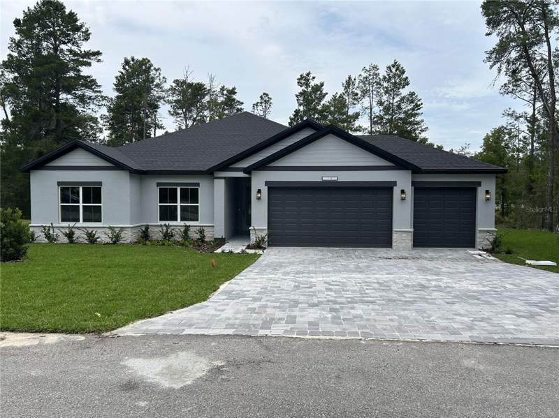 4 bedroom Single Family Residence at 11500 LOMITA WREN ROAD, ROYAL HIGHLAND UNIT 6, BROOKSVILLE — photo 1