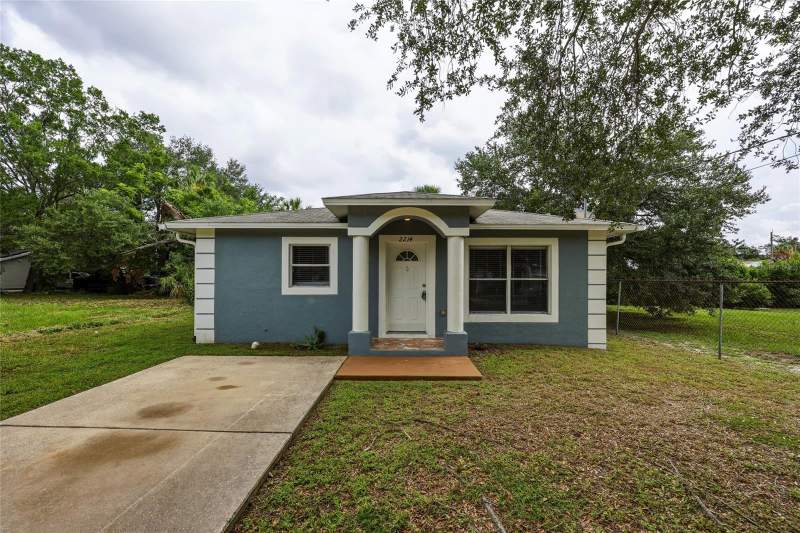 2214 E 19TH AVENUE home for sale in Mays