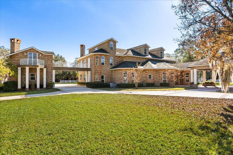 1501 LAKE MARKHAM ROAD home for sale in Waterside at Cranes Roost A Condo Community