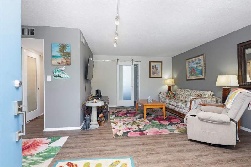 1 bedroom Condominium at 4720 Locust Street #219, Winston Park Northeast, St Petersburg — photo 5