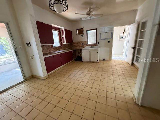 4 bedroom Single Family Residence at 522 W Park Street, Carter-Deen Realty Cos Revise, Lakeland — photo 3