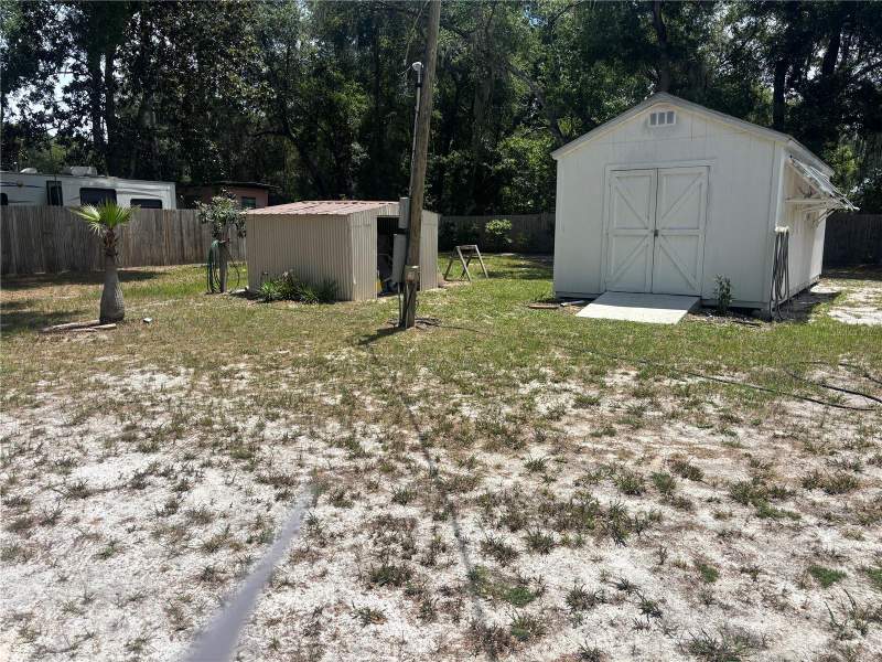 2 bedroom Manufactured Home at 2695 NE 147th Court, Silver Spgs Campsites, Silver Springs — photo 5