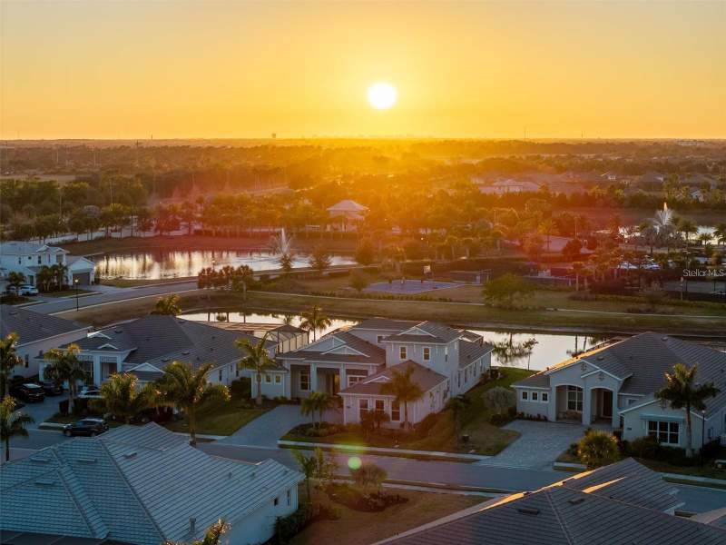 5 bedroom Single Family Residence at 8444 Cane Bay Court, Isles At Lakewood Ranch, Lakewood Ranch — photo 4
