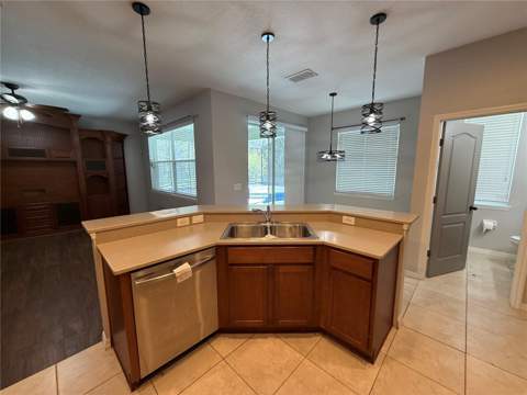 2260 Tradewinds Drive, Kissimmee FL - photo 11 of 32