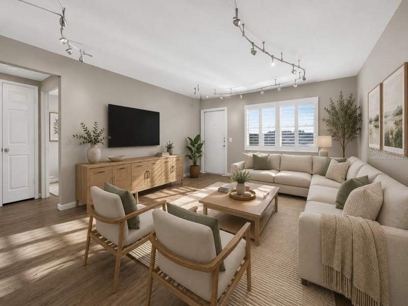2 bedroom Condominium at 6015 19th Street #215, Town Apts Condo, St Petersburg — photo 4