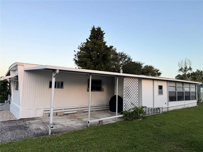 2 bedroom Mobile Home at 420 49th Street #33, Skyway Village Estates Co-Op, Palmetto — photo 4