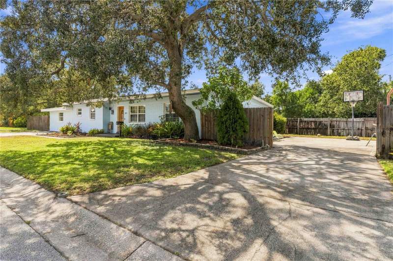 801 51ST AVENUE home for sale in Bayou Heights