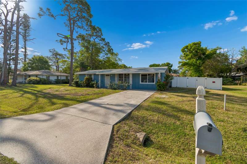 3 bedroom Single Family Residence at 2348 Doud Street, Pinehurst Park Rep Of, Sarasota — photo 3