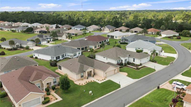 2 bedroom Single Family Residence at 11811 SE 91st Circle, Spruce Creek Gc, Summerfield — photo 4