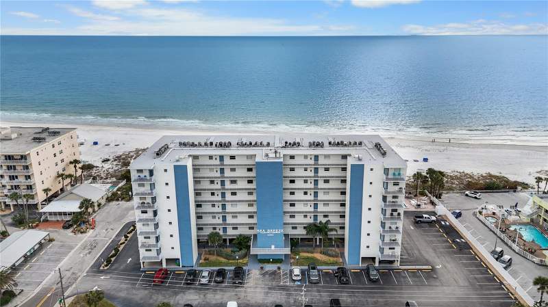 Sea Breeze Of Madeira Condo