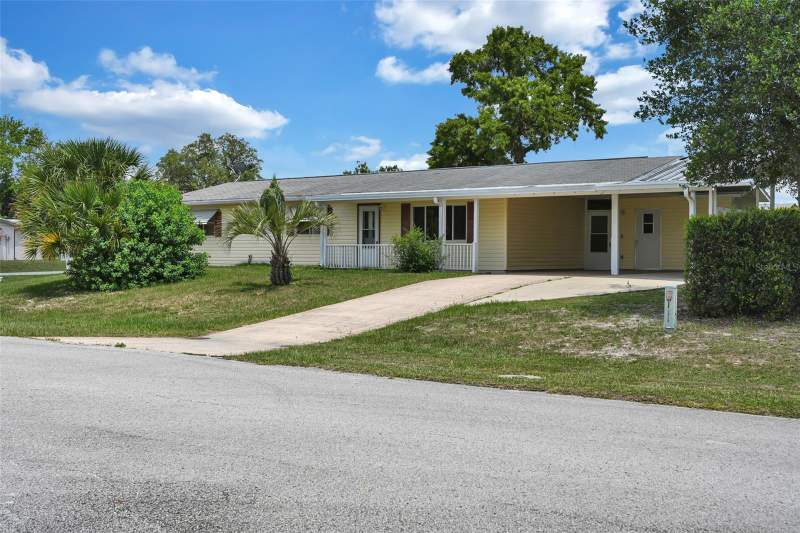 2 bedroom Single Family Residence at 9881 SW 101st Place, Pine Run Estate, Ocala — photo 4