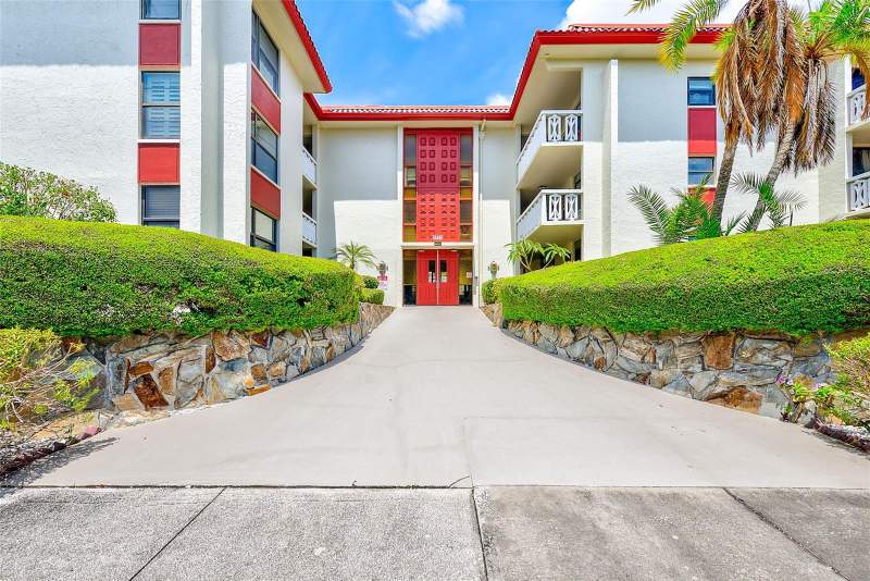 1 bedroom Condominium at 2612 PEARCE DRIVE #209, SEVILLE CONDO 8, CLEARWATER — photo 3